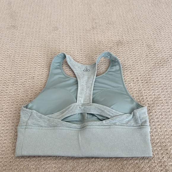 Alo Sports Bra Seafoam Green Color - Picture 7 of 7